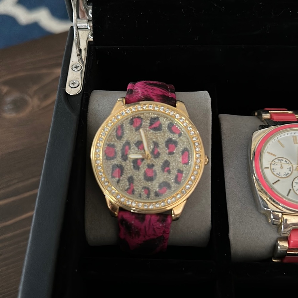 Pink and gold cheetah watch